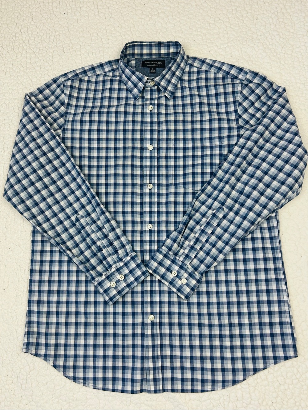 Banana Republic Button Up Shirt Men's L Blue White Plaid Soft Wash Standard Fit